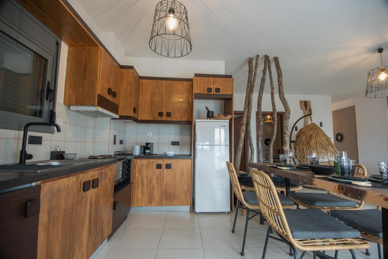 Chrisambelos Apartments Істрон Екстер'єр фото