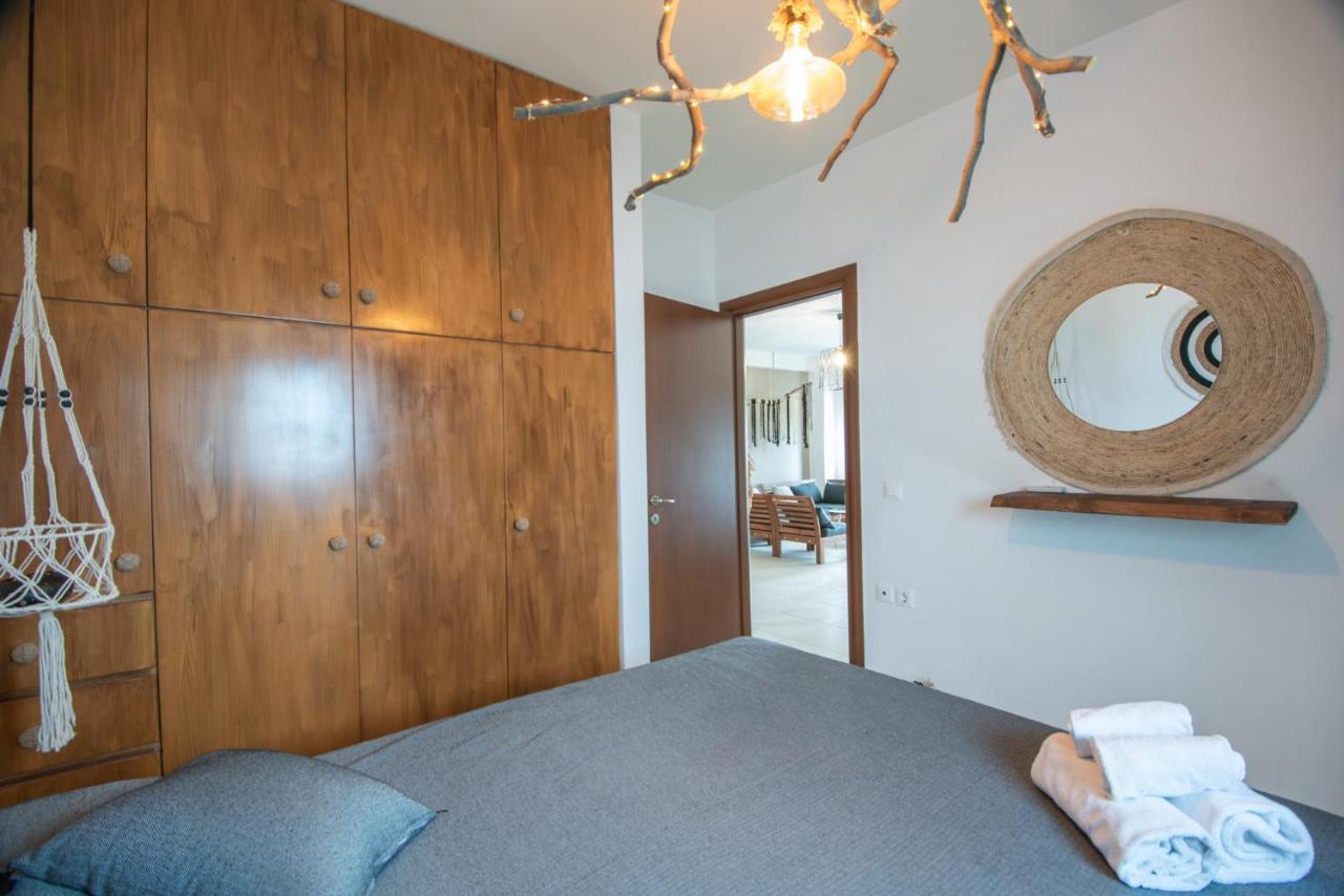 Chrisambelos Apartments Істрон Екстер'єр фото