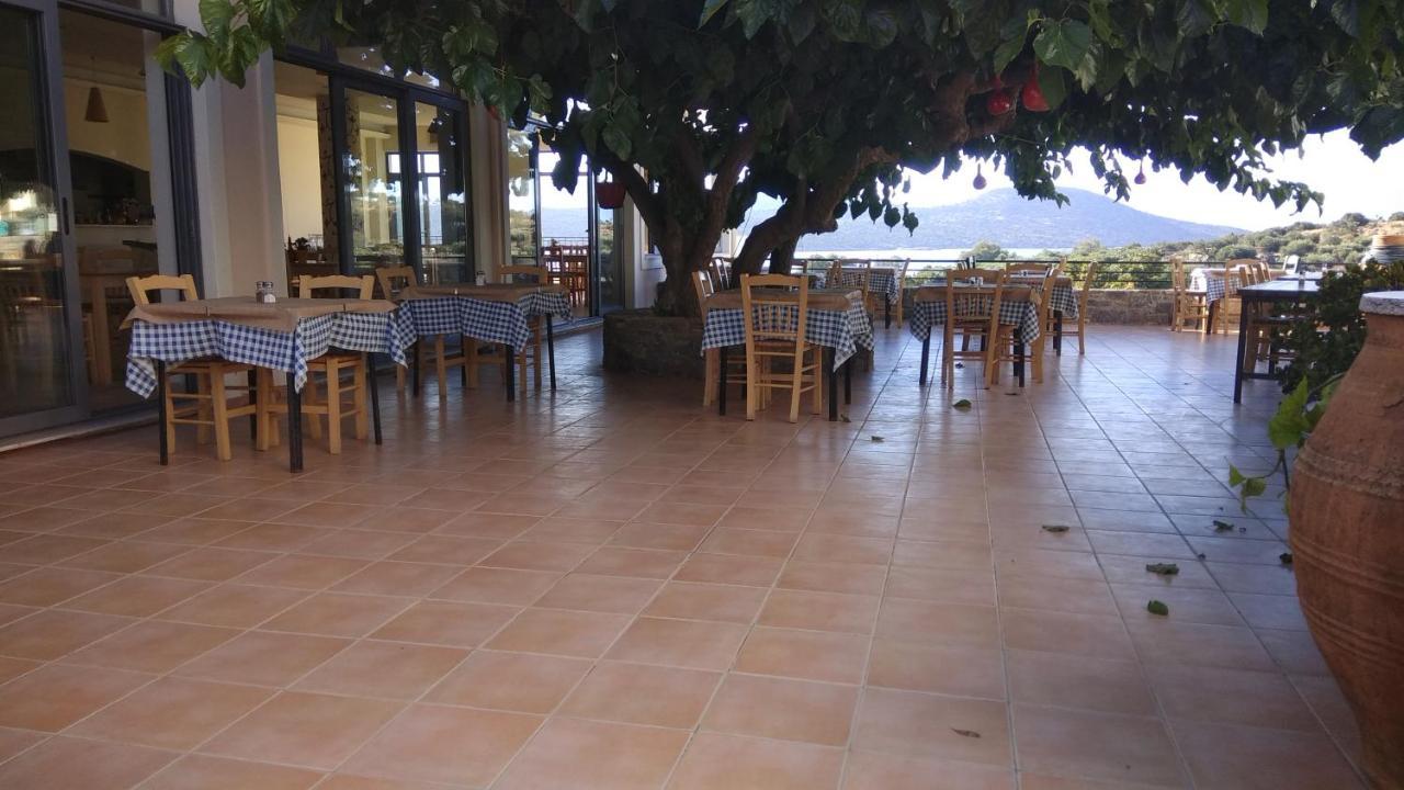 Chrisambelos Apartments Істрон Екстер'єр фото